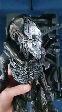 Scorched Xenomorph Alien Romulus Hot Toys