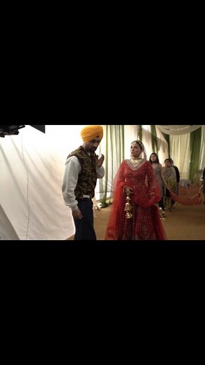 BRMS MUSIC on Instagram: "Je Viah Karaya Hunda Honeymoon Te Na Janda Mai 🤭☺️🎥 Behind the scenes Jatt and Juliet 3 movie 🎥🎥 #diljitdosanjh #neerubajwa #jattandjuliet3 #latestvideo #trendingreels #shorts #reelsinstagram #trending"