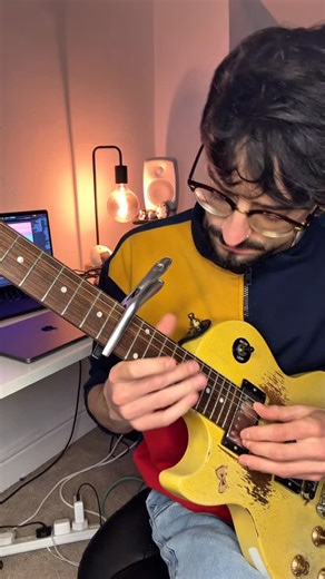 If there was a competition for the best edited 9 second Instagram guitar reel, then I would surely win . . . . . #hyperpop #samplethis #mathrock #guitar #guitarra #gibson #producer #lofi #guitartapping | Paddy