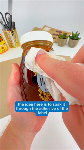 Check out our tips for removing stickers from honey jars! 🍯✨ | OnlineLabels