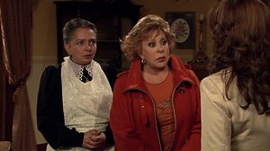 10M views · 92K reactions | Narda le advierte a Ivana que demostrará que fue ella quien le quitó la vida a Óscar, así que decide irse con Isabel y Benita a Los Cascabeles para esconderse  #SoyTuDueña | tlnovelas | Facebook