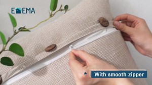 EMEMA Throw Pillow Covers Decorative Square Throw Pillowcase Triple Button Cushion Covers Modern Faux Linen Burlap Farmhouse Home for Sofa Bedroom Pack of 2 18 x 18 Inch 45 x 45 cm Green