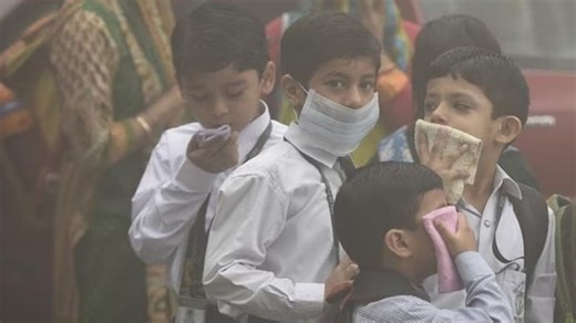 Noida schools go online as AQI turns severe, hybrid mode to be implemented in Delhi