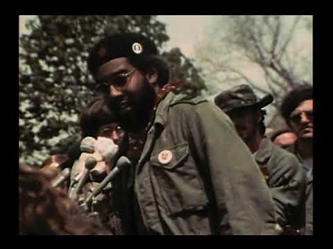 Only the Beginning: Veterans throw their medals on the Capitol steps–Bonus story from Sir! No Sir!