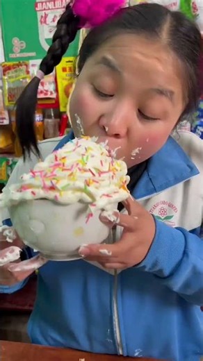 Ibu tidak mengizinkan makan, sekarang lihat TikTok ngidam jajanan China