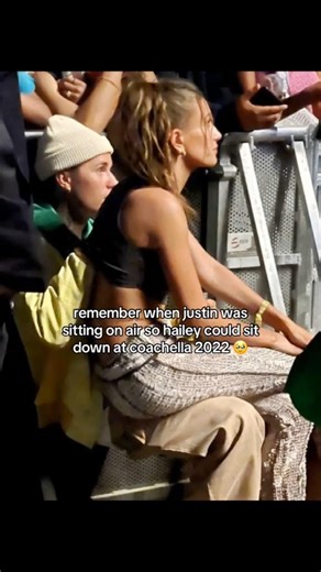 When Justin Bieber was sitting on air so Hailey Bieber could sit down at Coachella 2022 🥹