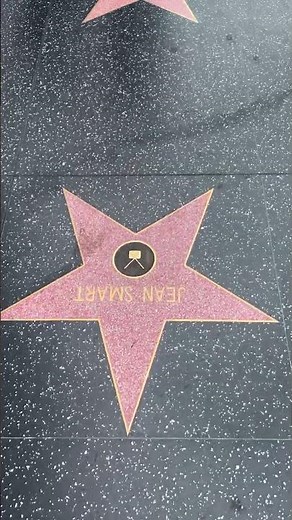 Aquí Caminando en el Paseo de la Fama en Hollywood