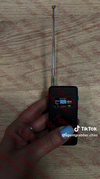 Code grabber for gates, barriers Alpha 🔥 Universal remote control for garage doors, automation and barriers, barriers and more. We present to your attention the best Code Grabber for various types of automation. The device supports barriers, gates, roller shutters, barriers - which are controlled by a remote control. The universal code grabber for barriers copies the signal that arrives at the barrier from the original remote control and automatically saves it to a memory cell. After this, you 