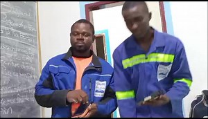 Notre apprenant vous explique la réécriture de programmation eeprom de clé électronique... inscrivez-vous pour bénéficier | Duvalier automobile