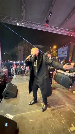 Dani Mocanu on Instagram: "PERDONAME"