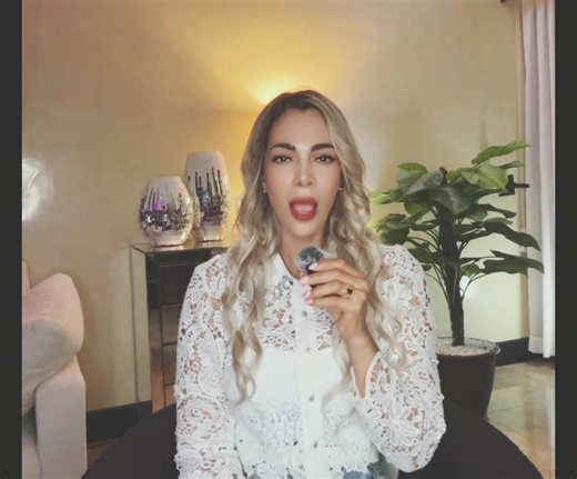 “Atribulados en todo, mas no vencidos.”