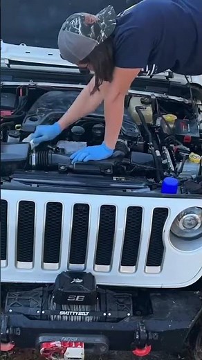 Engine Cleaning time this time we are using engine degreaser and Gunk engine