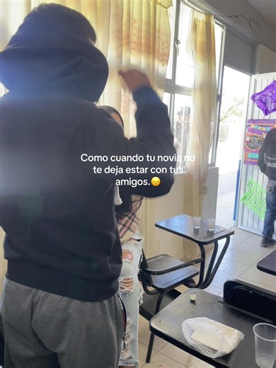 Novios y Amistades: ¿Dónde está el Balance?