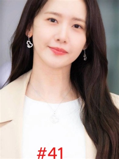 No.41 Lim Yoona | Most Beautiful South Korean Actresses of 2026 🇰🇷 Im Yoon-ah (임윤아), also known as Yoona, takes the 41st spot on the list of the 54 Most Beautiful South Korean Actresses of 2026 🇰🇷✨ Known for her graceful visuals, gentle smile, and elegant charm, Yoona is one of the most beloved idol-actresses in Korean entertainment. From Girls’ Generation to hit K-dramas and blockbuster films, her beauty and popularity continue to shine worldwide. 🎬 Famous dramas & films: • King the Land •