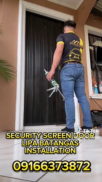 Transform Your Entryway with Modern Security Screens