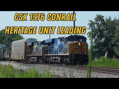 CSX Conrail Heritage Unit leads X204