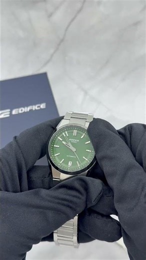 Casio EFK-100: A Very Different Casio 💚⌚️