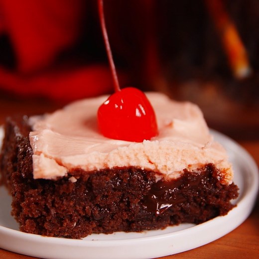 Dr Pepper lovers, this poke cake has your name written allll over it. Full recipe: http://dlsh.it/ephK7cD | Delish