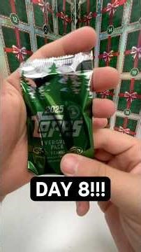 2025 Topps Holiday Advent Calendar (Day 8)