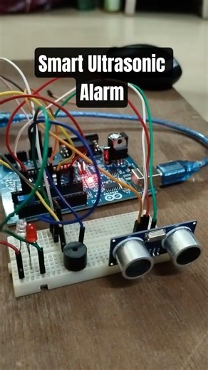 Smart Ultrasonic Alarm #arduino #ultrasonicsensor #motiondetection #ieeeprojects #arduinoprojects