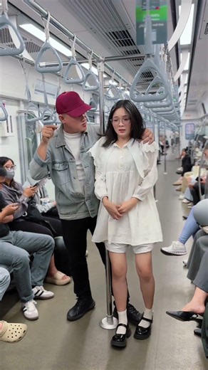 The Train Rises Up: Her Guardians! #kindmoments #kindness #respect