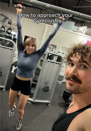 Bench Press Tips for Couples at the Gym