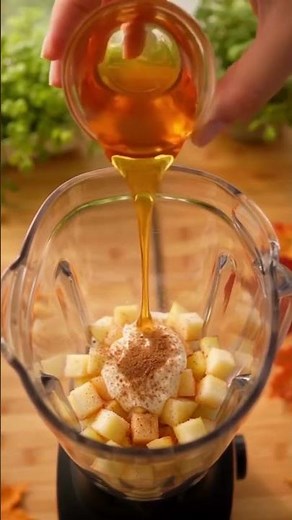 Apple Ice Cream 🍨 | Creamy Fall-Inspired Dessert #HomemadeIceCream #ViralRecipe