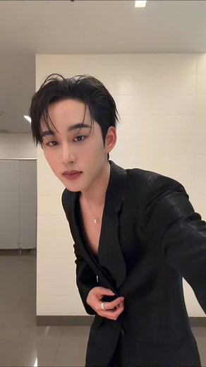 แอชลิน:) on Instagram: "BRUH IS THE MOST INTROVERTED SOCIAL BUTTERFLY 﫠 . . . #williamest #estsupha #est_rvp #estsuphasangaworawong #thomaskong #daouoffroad #tle #boyslove #bl #thaibl #thaiblseries #thaibldrama #dmd #thailand #gmmtv #gmm25 #instagram #tiktok #fypage #exploremore #fypppppppppppppppppppppppppppppppppppppppppppppppppppppppppppppppppppppp"