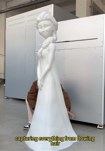 Creating a Life-Sized Elsa Sculpture with 3D Printing