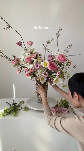 Floral Arranging: Tips & Tricks with a Florist