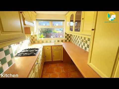 🏡 Altrincham 名校區 3 房半獨立屋｜🌿大花園｜🚗雙車位｜全新裝修｜盡享交通及購物便利 |即租即住|月租£1,600