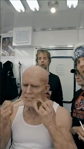 How Deadpool's Face Changed Over Time!