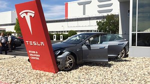 Därför krockar Tesla mer än andra