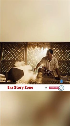 King Cobra Strikes in Hut #KingCobra #SnakeAttack #JungleDanger #AnimalAttack #SnakeInHut