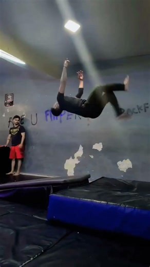 Back Handspring, Backflip, Gainer & Straight Backflip | Combo Flips Training