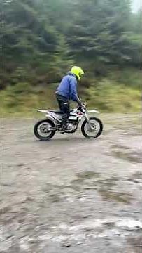 The GPX 450 r FSE being ridden at the Mick Extence training facility #endurobike #enduro