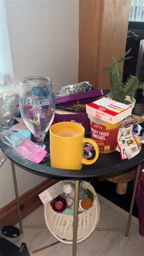 Cleaning My Messy Room: Tips and Tricks