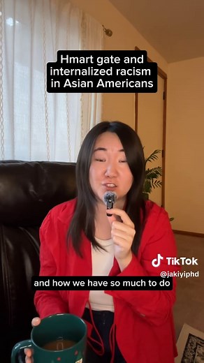 “Hmart gate” showed us how internalized racism manifests among Asian Americans 🧐 Chang, T., & Kwan, K-L. (2008). Asian American racial and ethnic identity. In Asian American Psychology. @soogia1 #AsianAmerican #MentalHealth #Psychology #PhD #DBT