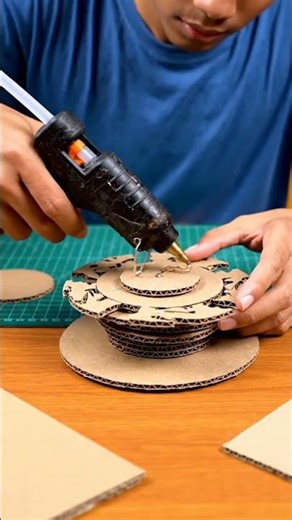 #edit how to make beyblad with card bord