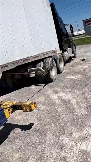 Massive Truck Needed Help! | Ron Pratt