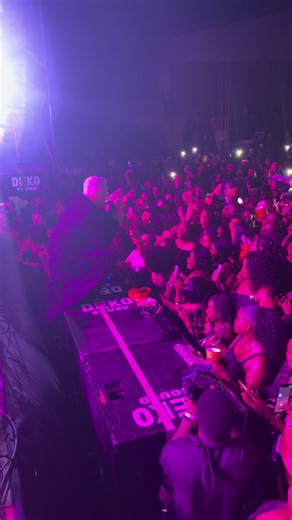 Li fou Enflyans ke m toujou genyen sou yon piblik osi jèn Aux Cayes Piblik la pa diferan ak potoprens des milliers de jeunes fe deplasman pou fete ak Nou ❤️ Kreyol La se petèt sel diazz konpa ki an Ayiti kap asisrel ke jèn yo ret konenkte ak konpa .. anatadan yon lòt enposib vini ❤️ Mi20#apache4life#noufèlsanyo