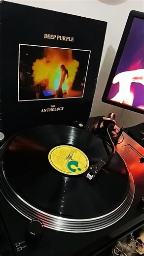 Porque o Rock Soa Melhor em Vinil ? Deep Purple - You Keep on Moving #discodevinil #vinil #vinyl