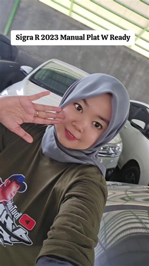 Daihatsu Sigra R 2023 Manual Plat W Terbaik di Jember