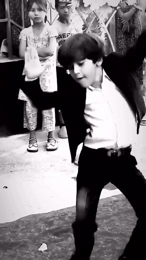 #rollingstones J8d in Centeal Asia dancing kile Mich Jagger | Robert Gabay Smith