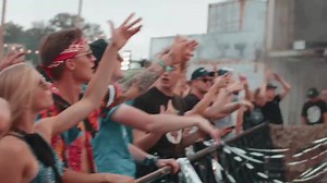 What a summer! 🔥🔥El Toro 🎥: Daniel Walther Get this track: lnkfi.re/eltoro | Jewelz & Sparks