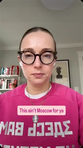 Julia Ioffe | Even Vladimir Putin’s thugs didn’t shoot peaceful protestors in the streets. #minneapolis #ice #alexpretti #protest #authoritarianism | Instagram