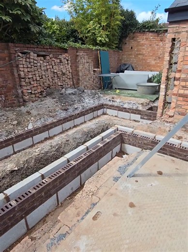 Building Footings for an Extension Connecting Both Buildings