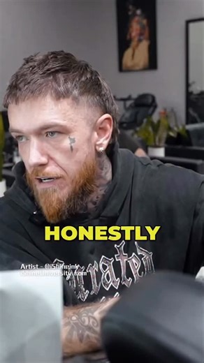 Tattooing darker skin can be technically easier, but the key is simplifying your approach. 🙌🏽 Skip the white ink—it shows up too bright at first, then fades into a dingy tone. Focus on solid black shapes and contrast with open skin. 💡 Design Course Available at iShineUniversity.com Creativity is a mix of experience, what you’ve absorbed, and your own imagination. The more you collect ideas and experiment, the more original your work will be. Keep learning, keep building your memory bank, and 