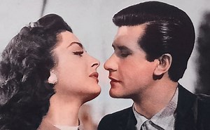 ¿De qué trata la película Vainilla, bronce y morir, donde Elsa Aguirre e Ignacio López Tarso son protagonistas?