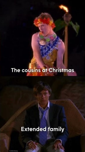 When Christmas turns into a talent show 🎤 ✨ ‪@DisneyClubUK‬